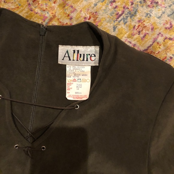 Allure Maxi Dress - Picture 9 of 15